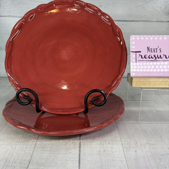 Tracy Porter THE OCTAVIA HILL COLLECTION Solid Red Embossed Dinner Plates Set 2